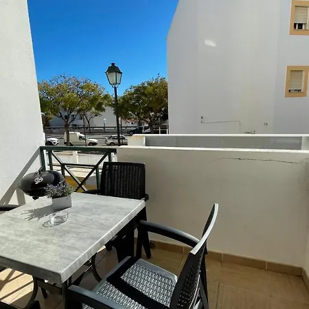 Oura Lancemar By Sunny Deluxe *