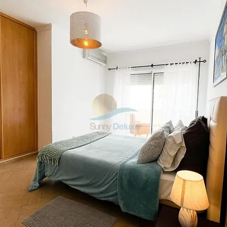 Oura Lancemar By Sunny Deluxe אלבופיירה