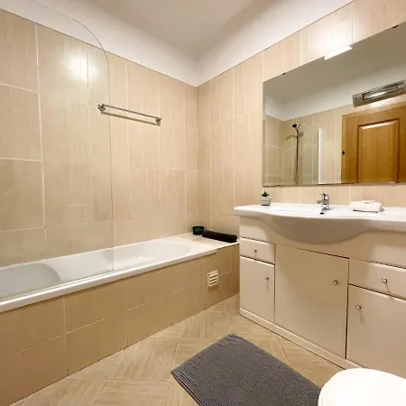 Oura Lancemar By Sunny Deluxe * Albufeira